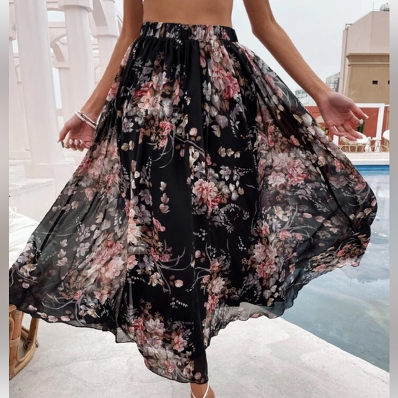 Shein Floral Print Maxi Skirt (S) - Picture 2 of 10